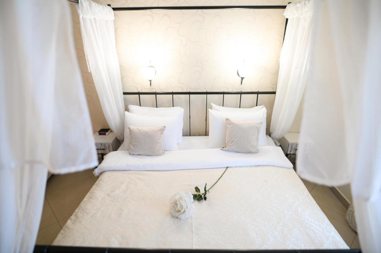 Garni Hotel Dash Újvidék Kültér fotó